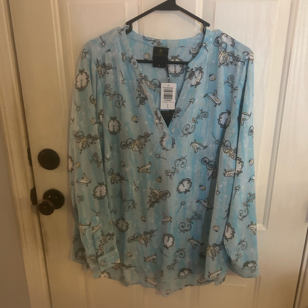 torrid Light Blue V-Neck Disney Print Tunic